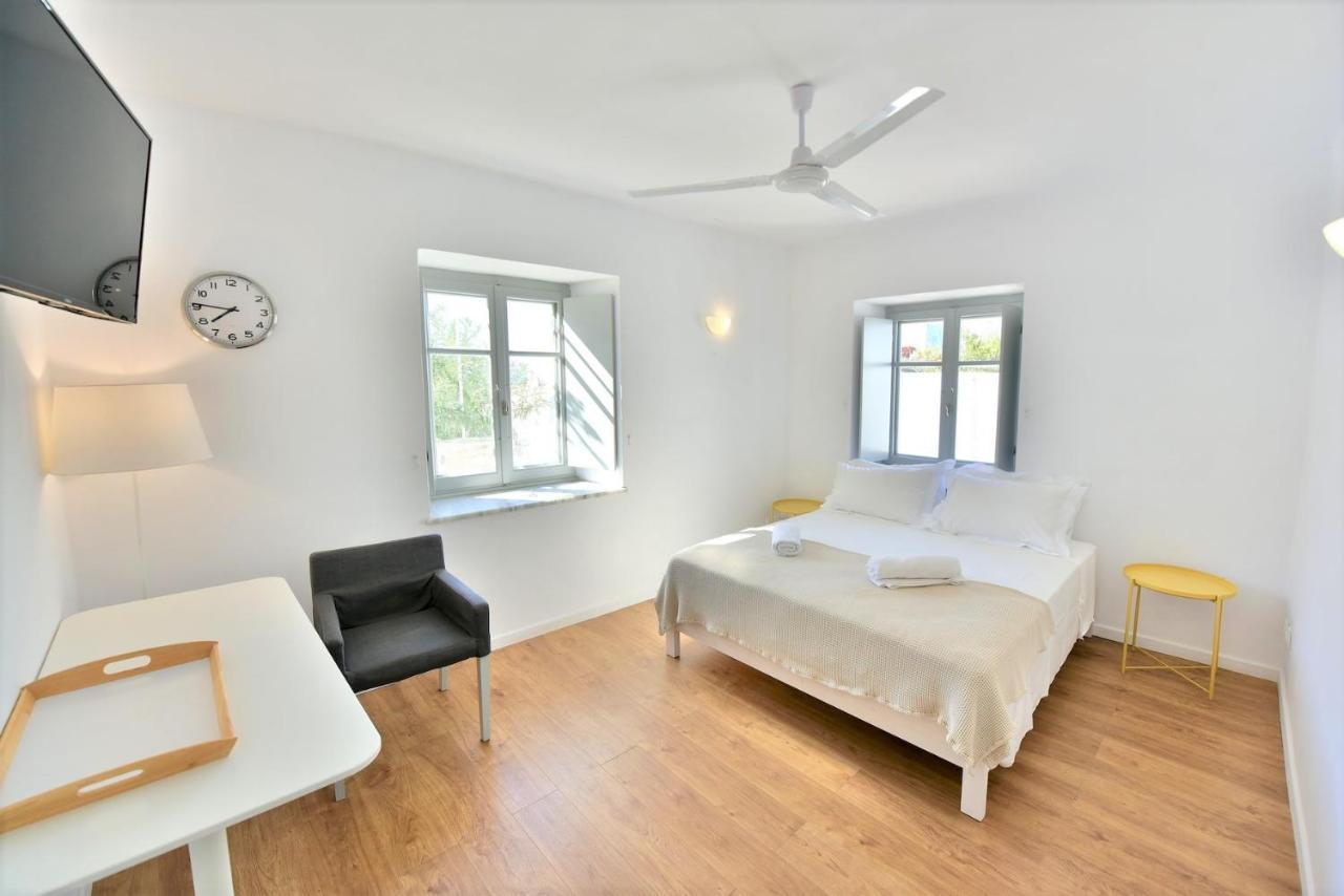 Villa Loukia 伊兹拉 外观 照片